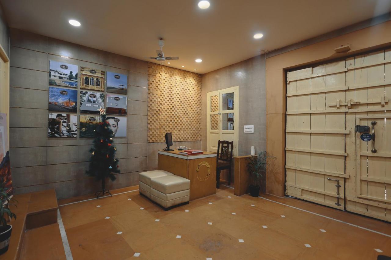 Hotel Hinduja Haveli Gulab Sagar Jodhpur  Esterno foto