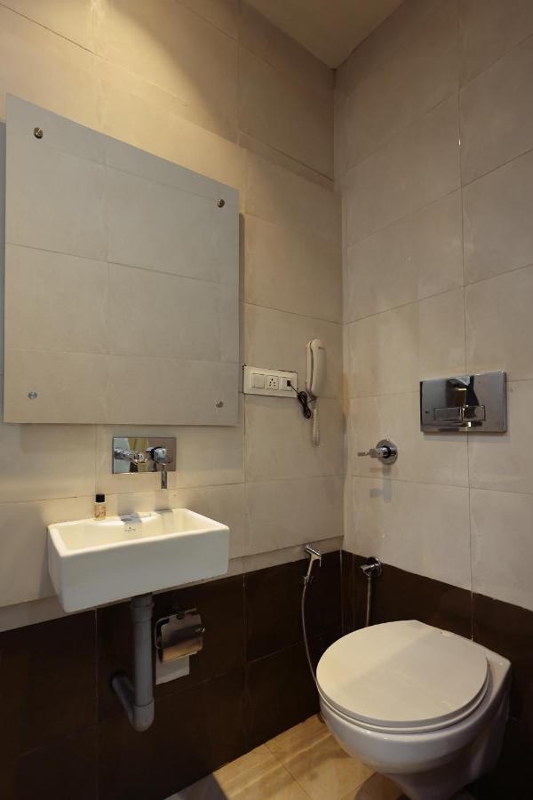 Hotel Hinduja Haveli Gulab Sagar Jodhpur  Esterno foto