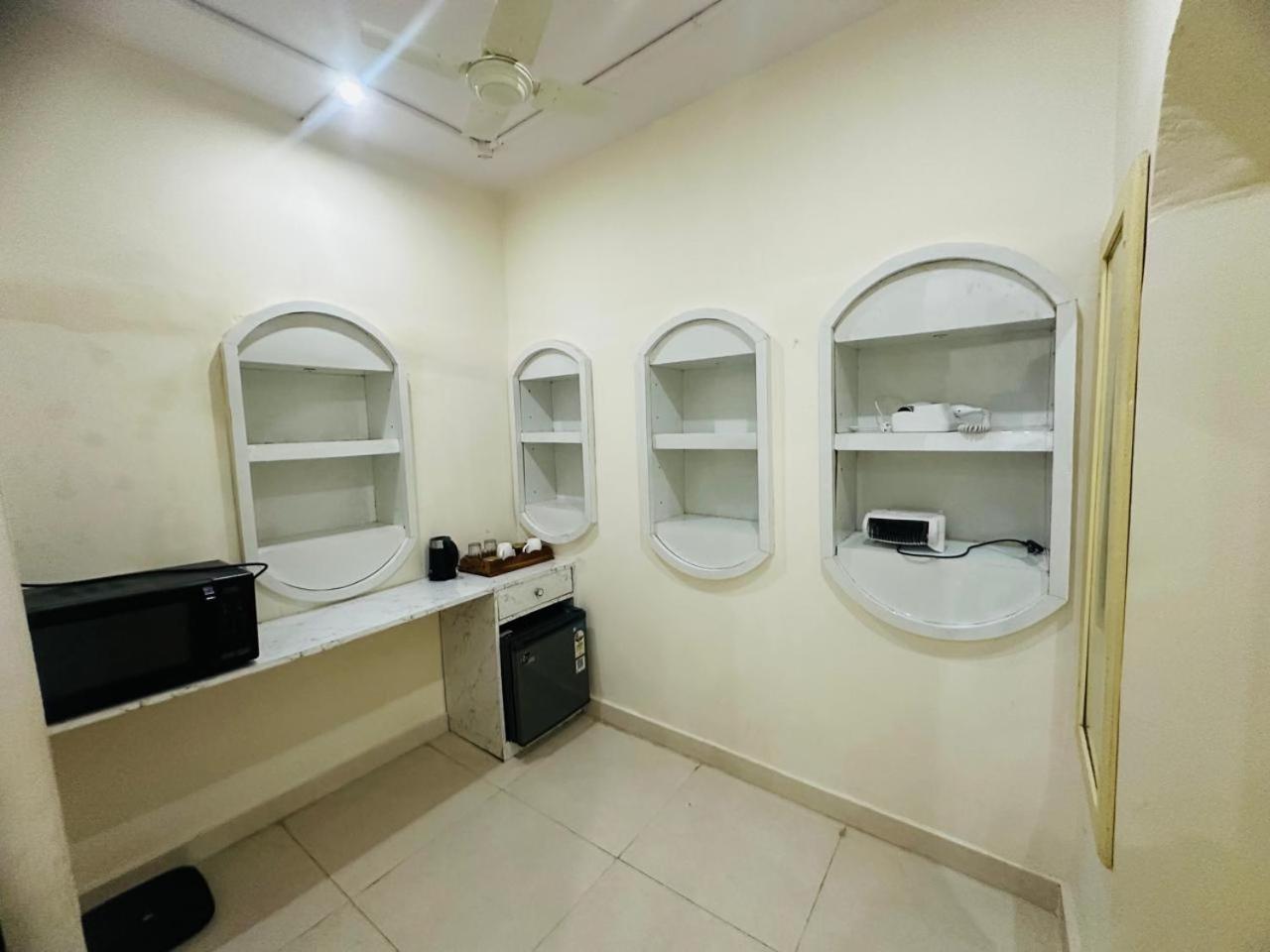 Hotel Hinduja Haveli Gulab Sagar Jodhpur  Esterno foto